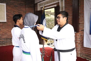 Pelepasan ID CARD Peserta